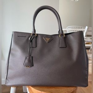 Prada Gray Saffiano Lux Leather Large Gardener’s Tote Bag